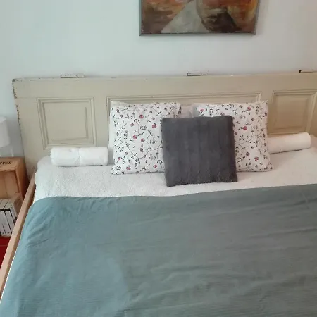 Orator - V Soukromi V Centru Znojma Apartment *